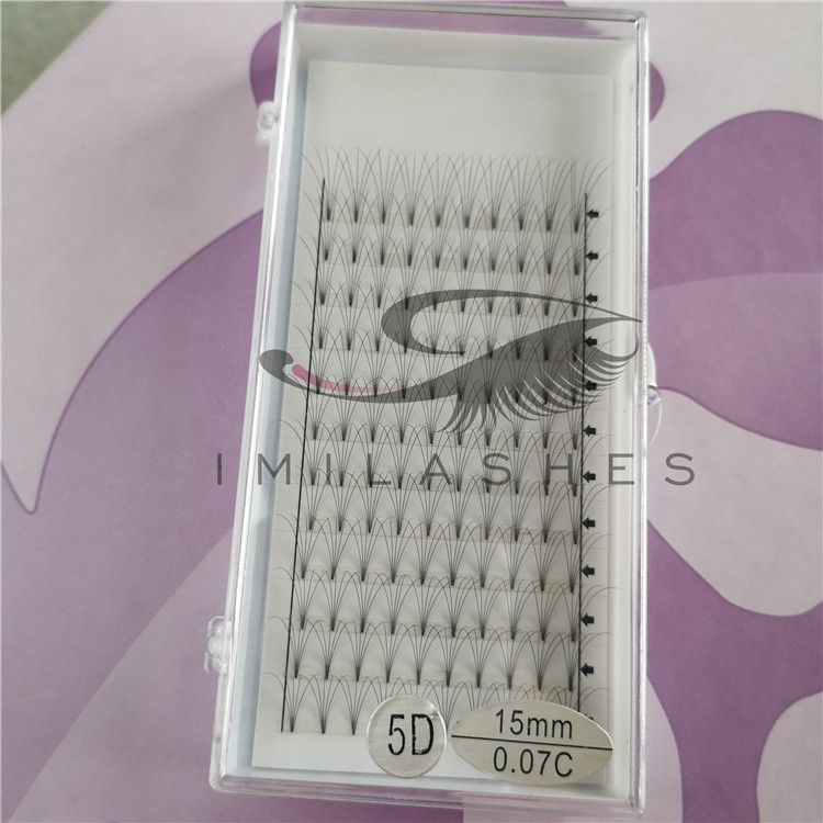 Best individual mink premade volume fans heat bonede lashes.jpg